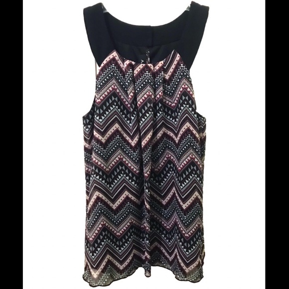 Patterned chevron tank - Picture 2 of 4